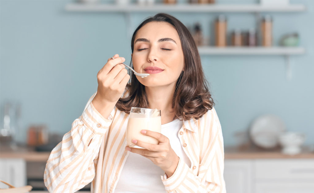 দইয়ের পুষ্টিগুণ | প্রতিদিনের খাদ্যতালিকায় কেন রাখবেন এই সুপারফুড?