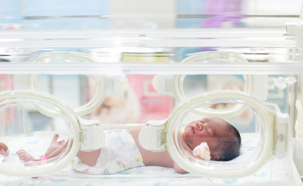 প্রিম্যাচিউর বেবি বার্থ এর কারণ ও শারীরিক জটিলতা নিয়ে জরুরি তথ্য